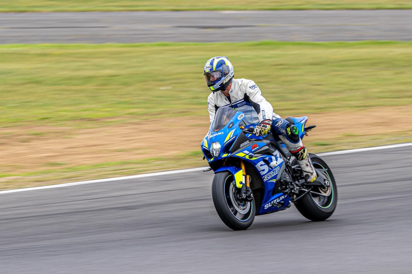 High-Speed Action Photography at Snetterton Race Track